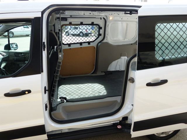 Used 2022 Ford Transit Connect XLT image 18