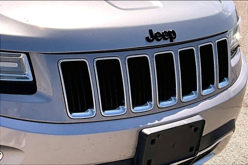 Used 2015 Jeep Grand Cherokee Limited w/ Luxury Group II AWD/4WD image 29