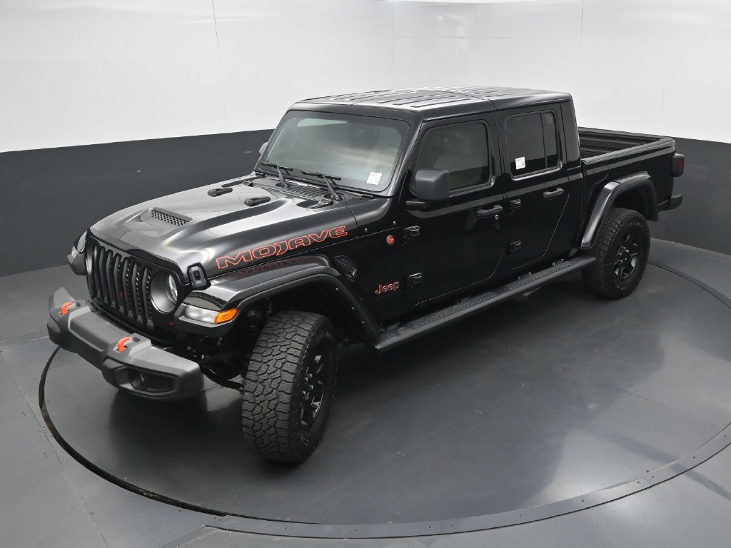 Used 2023 Jeep Gladiator Mojave w/ Trailer Tow Package AWD/4WD image 32