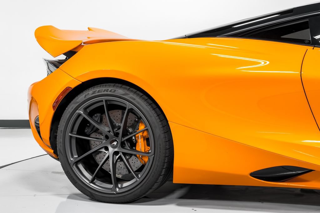 Used 2026 McLaren 750S RWD image 43