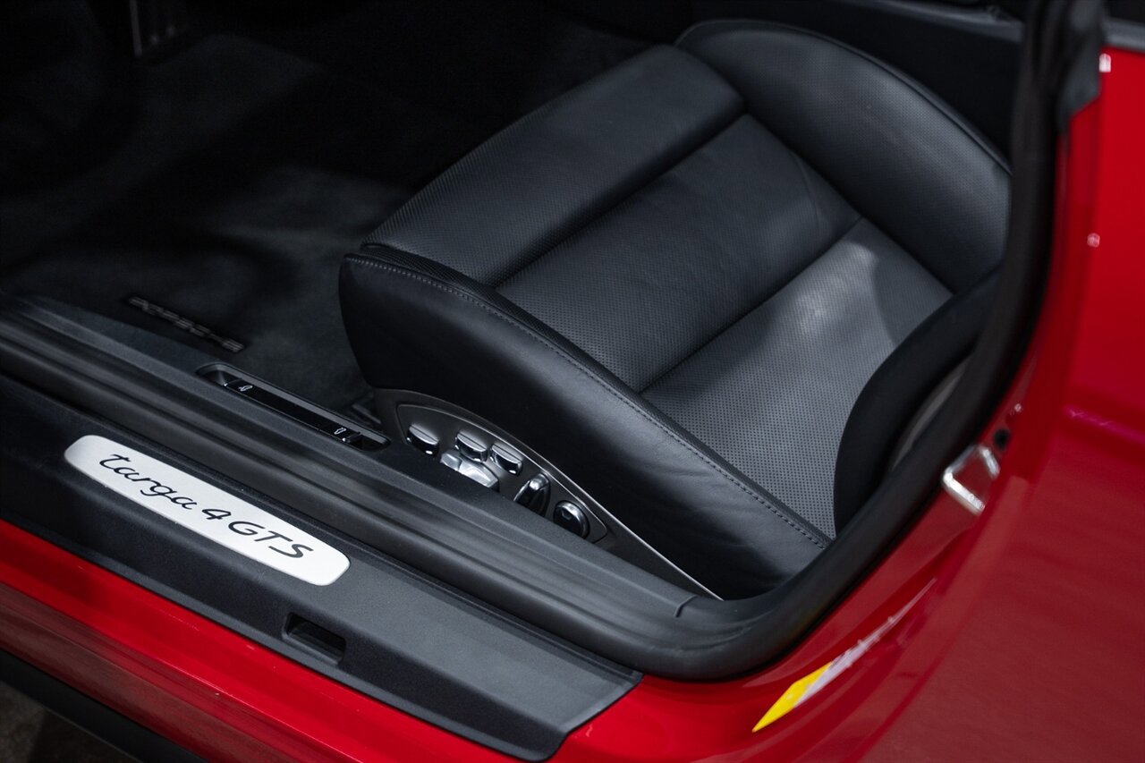 Used 2019 Porsche 911 Targa 4 GTS AWD/4WD image 26