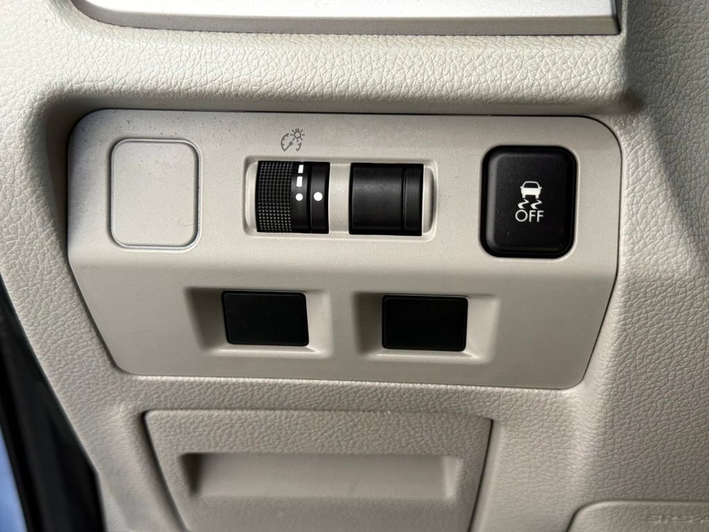 Used 2017 Subaru Forester 2.5i AWD/4WD image 29
