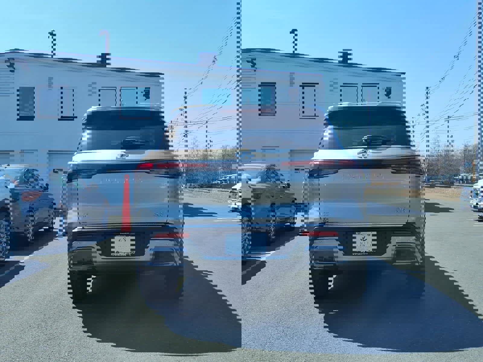 Certified 2023 INFINITI QX60 Sensory w/ Cargo Package AWD/4WD image 5