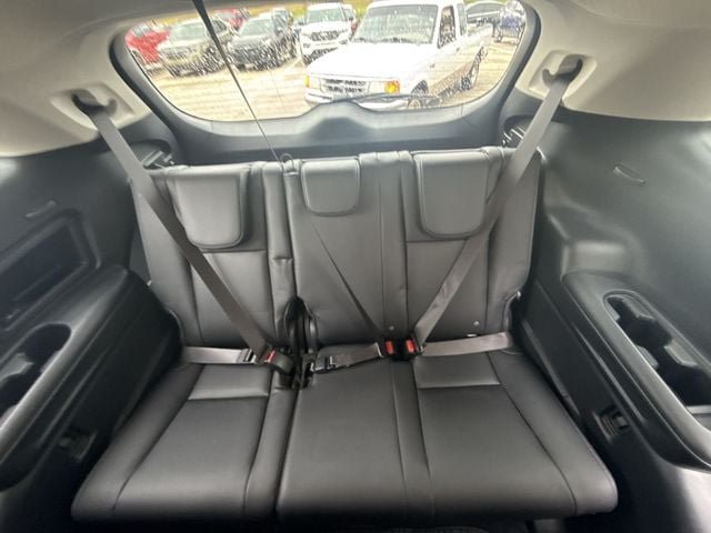 Used 2026 Subaru Ascent Premium AWD/4WD image 22