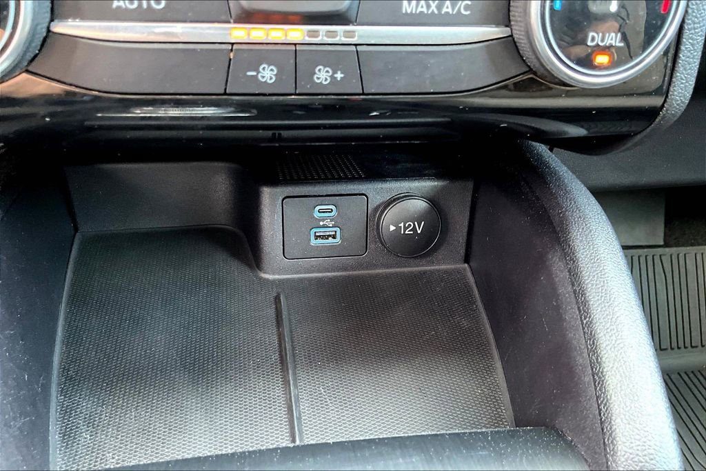 Used 2022 Ford Escape SE w/ Convenience Package image 18