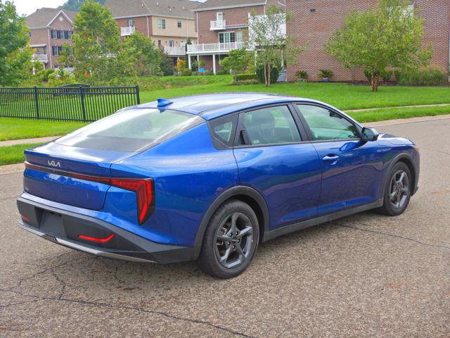 Used 2025 Kia K4 FWD image 4