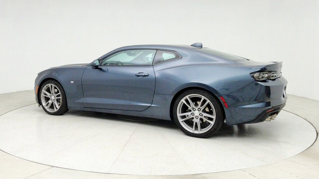 Used 2021 Chevrolet Camaro LT w/ RS Package image 7