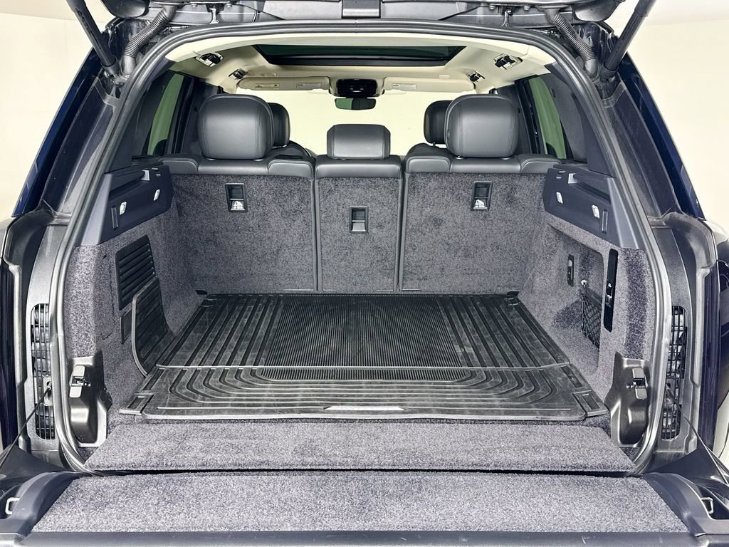 Used 2023 Land Rover Range Rover SE image 25