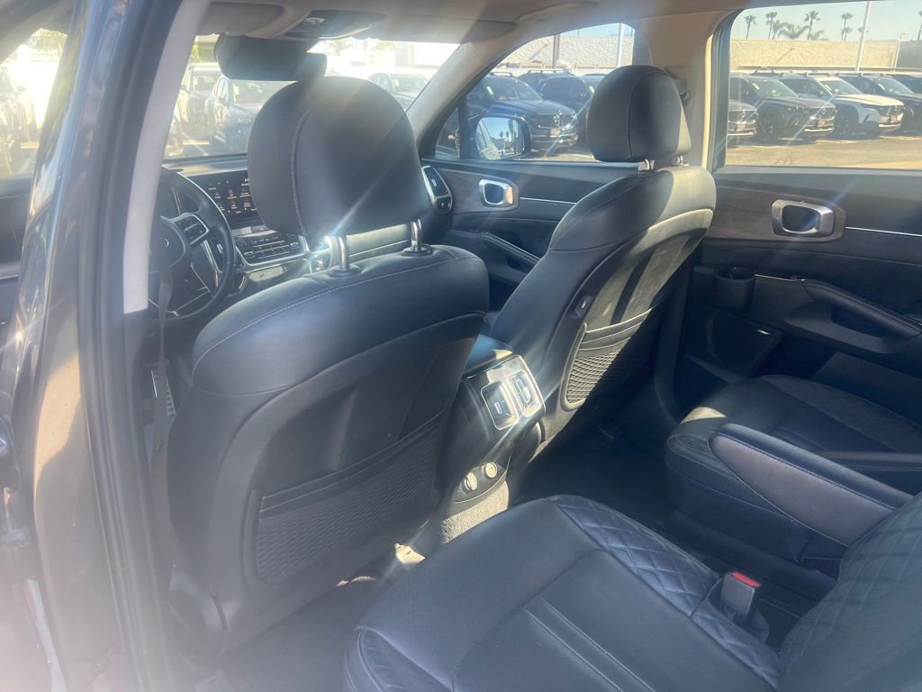 Used 2021 Kia Sorento SX Prestige AWD/4WD image 33
