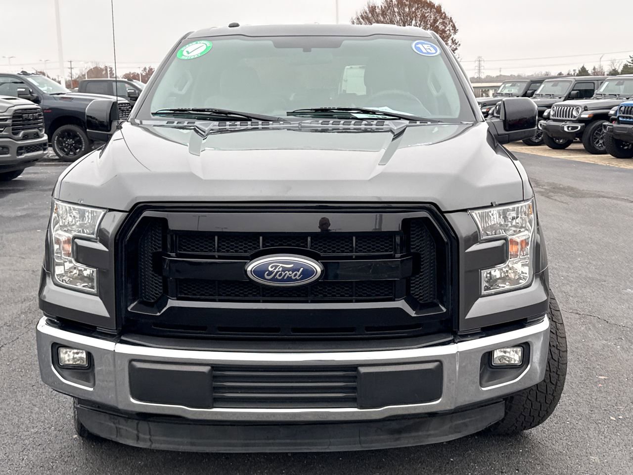 Used 2015 Ford F150 XLT w/ Trailer Tow Package image 8