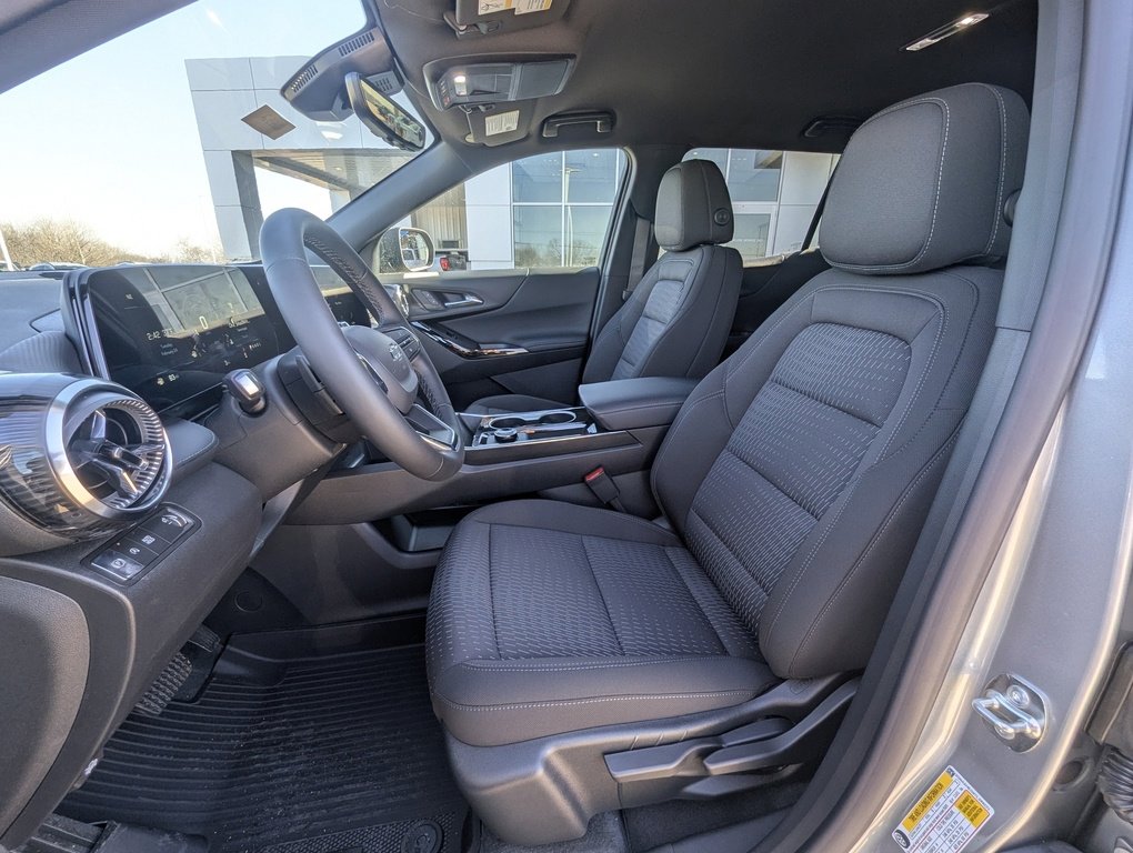 New 2026 Chevrolet Equinox LT w/ Midnight Edition image 12