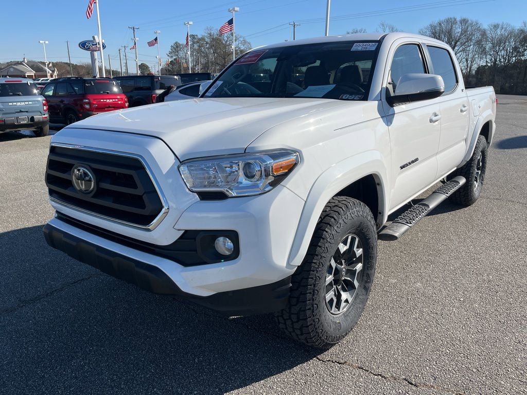 Used 2023 Toyota Tacoma SR5 w/ Technology Package image 1