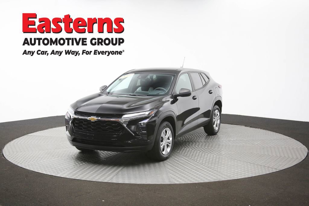 Used 2024 Chevrolet Trax LS FWD image 53