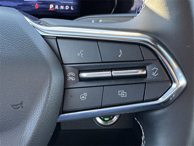 Used 2025 Chevrolet Traverse LT image 15