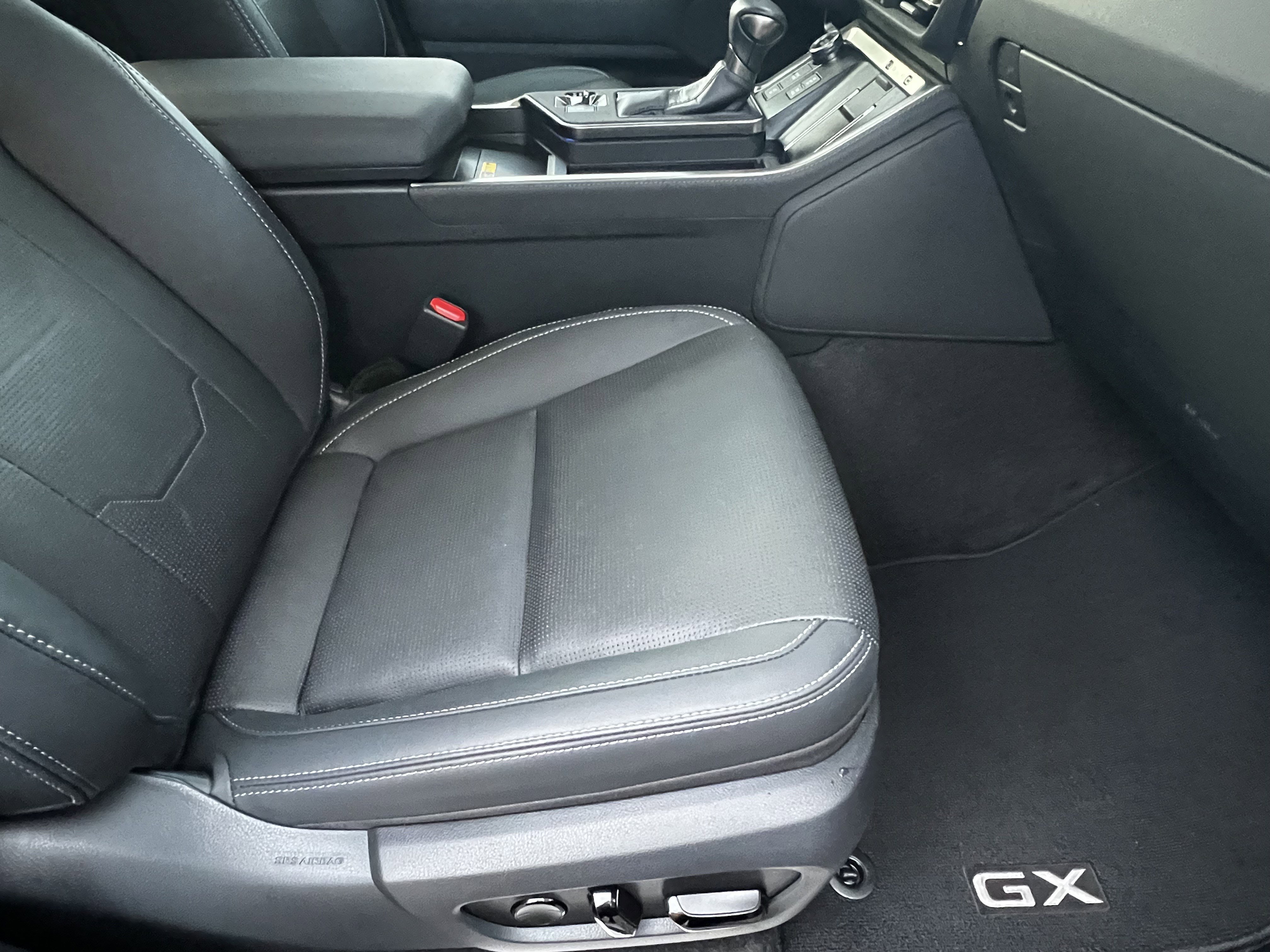 Certified 2024 Lexus GX 550 w/ Accessory Package (31) image 45