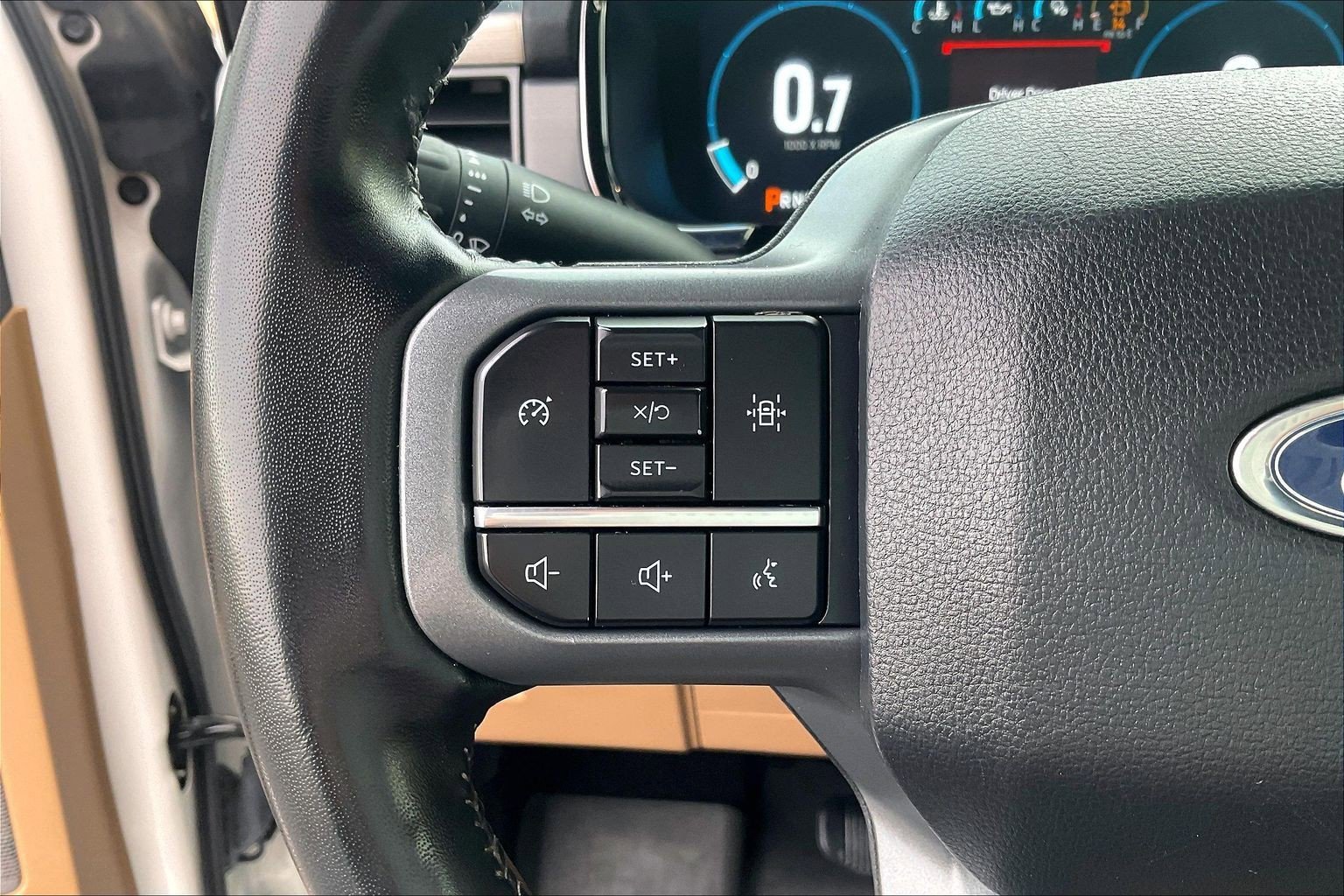 Used 2022 Ford F150 Lariat w/ Max Trailer Tow Package image 20