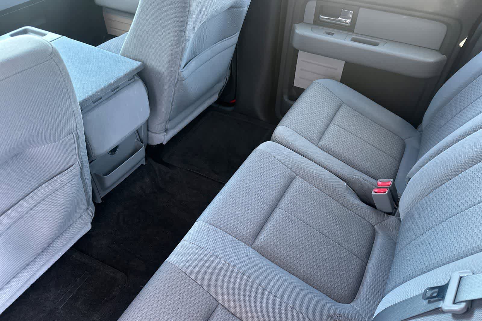 Used 2013 Ford F150 XLT w/ Luxury Equipment Group AWD/4WD image 4
