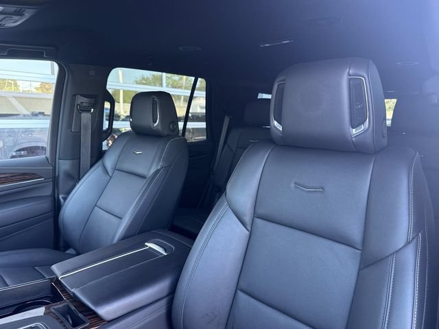Certified 2024 Cadillac Escalade Luxury AWD/4WD image 47