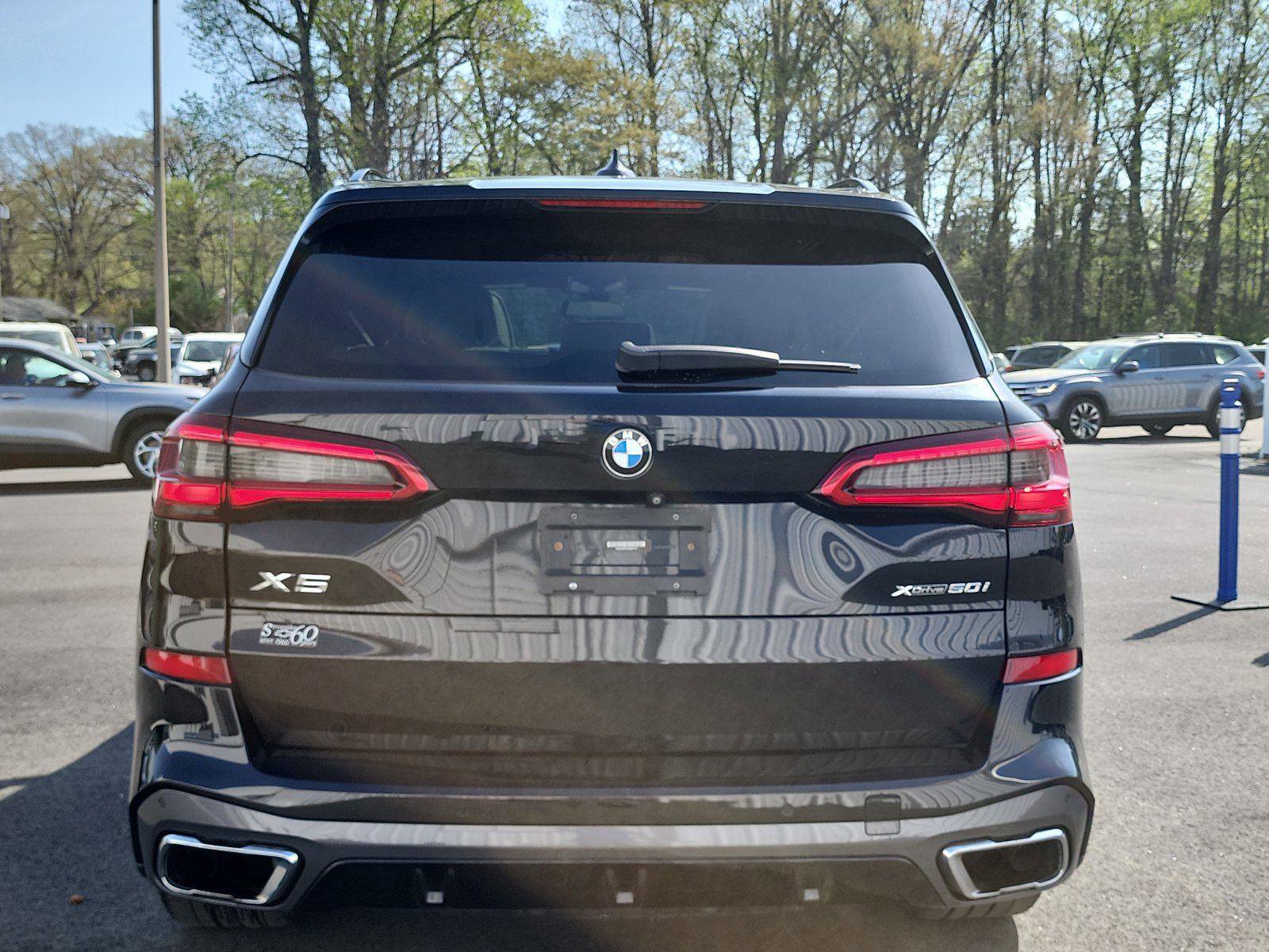 Used 2019 BMW X5 xDrive50i w/ M Sport Package image 4