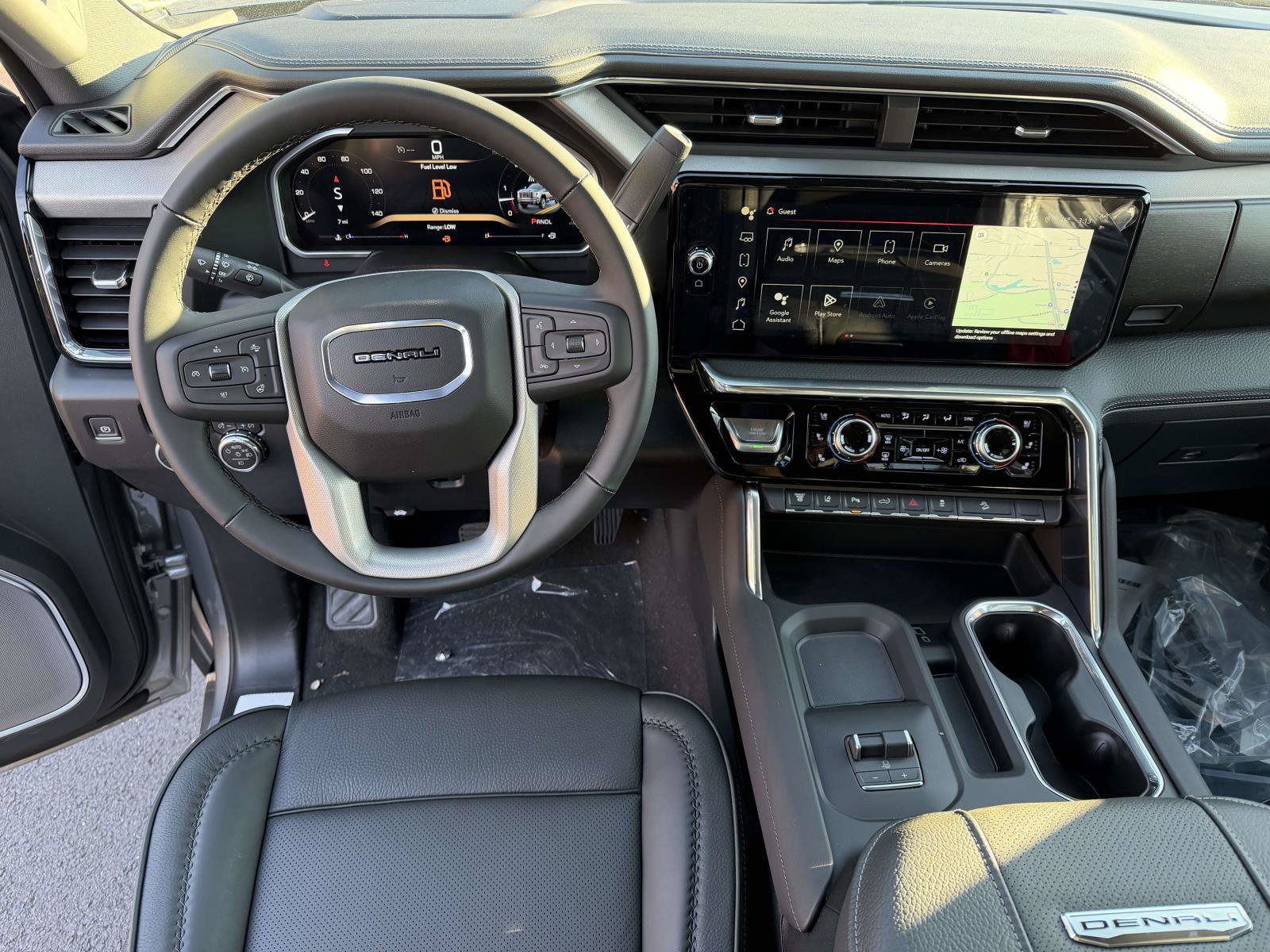 New 2026 GMC Sierra 2500 Denali w/ Denali Reserve Package AWD/4WD image 8