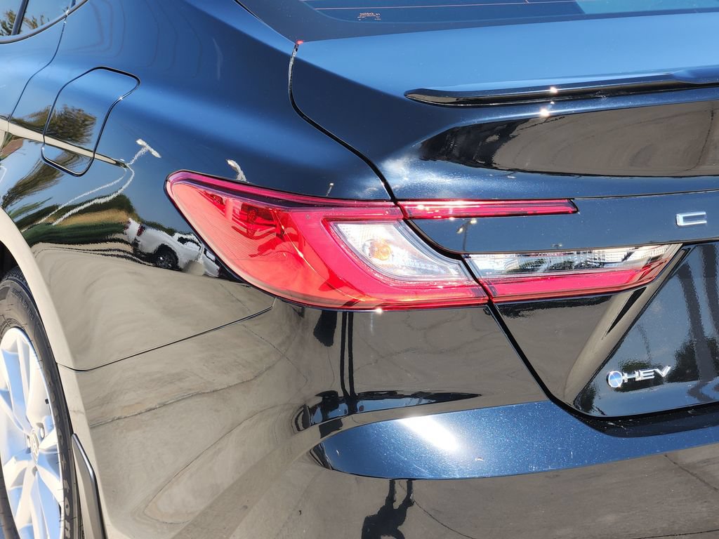 Used 2026 Toyota Camry LE FWD image 15