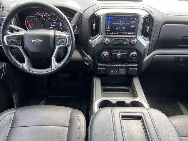 Used 2020 Chevrolet Silverado 1500 RST w/ All-Star Edition AWD/4WD image 3
