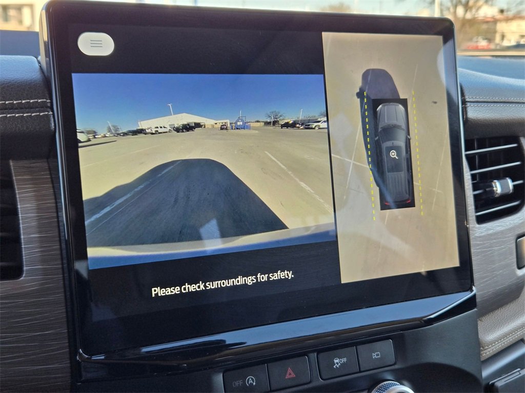 Used 2024 Ford Expedition Limited image 13