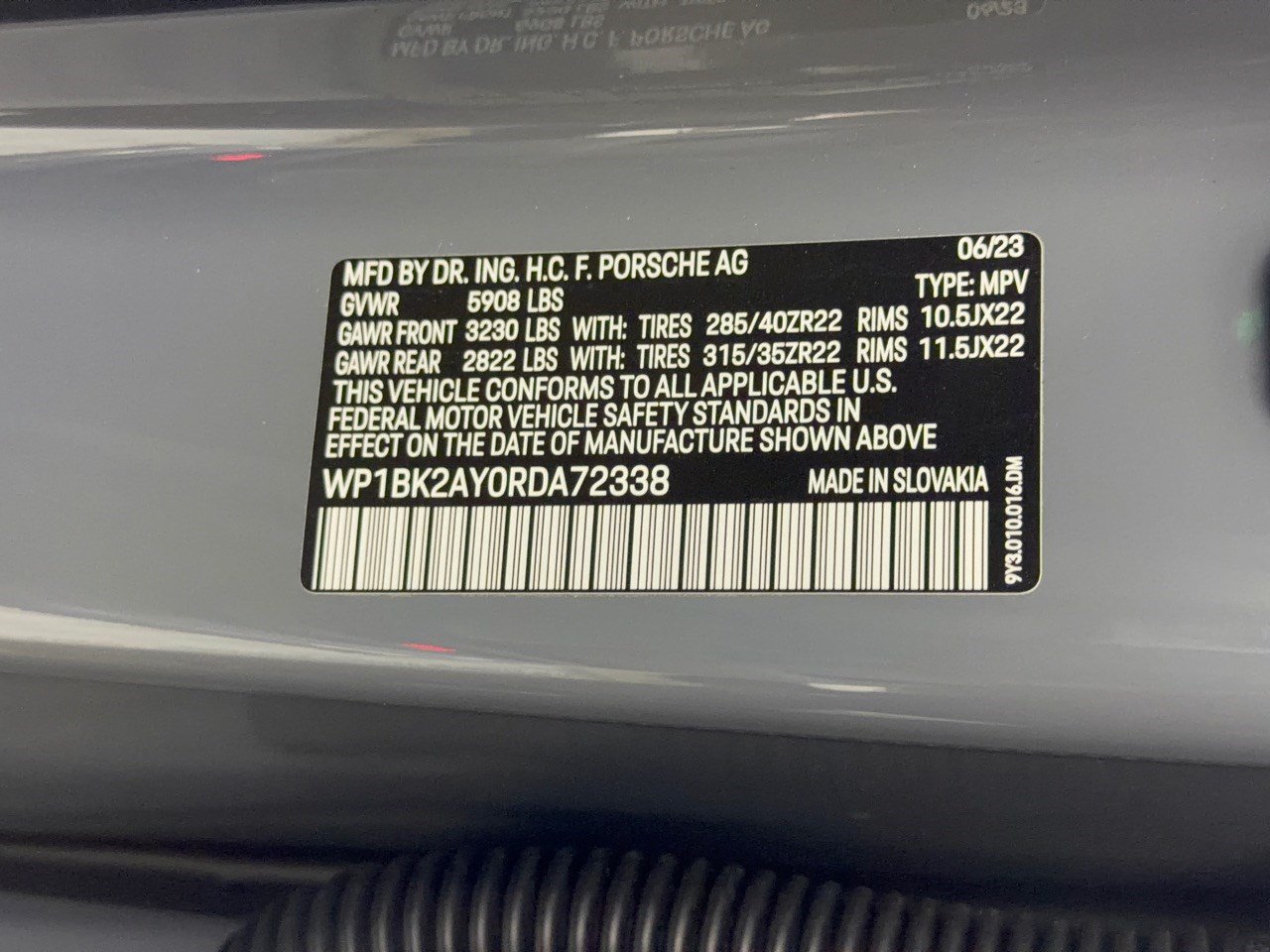 Certified 2024 Porsche Cayenne Turbo GT AWD/4WD image 31