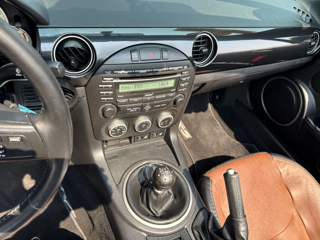 Used 2015 MAZDA MX-5 Miata Grand Touring RWD image 12