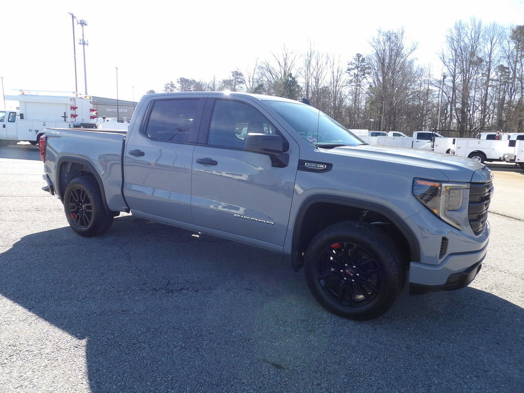 Used 2025 GMC Sierra 1500 Pro w/ Graphite Edition AWD/4WD image 10
