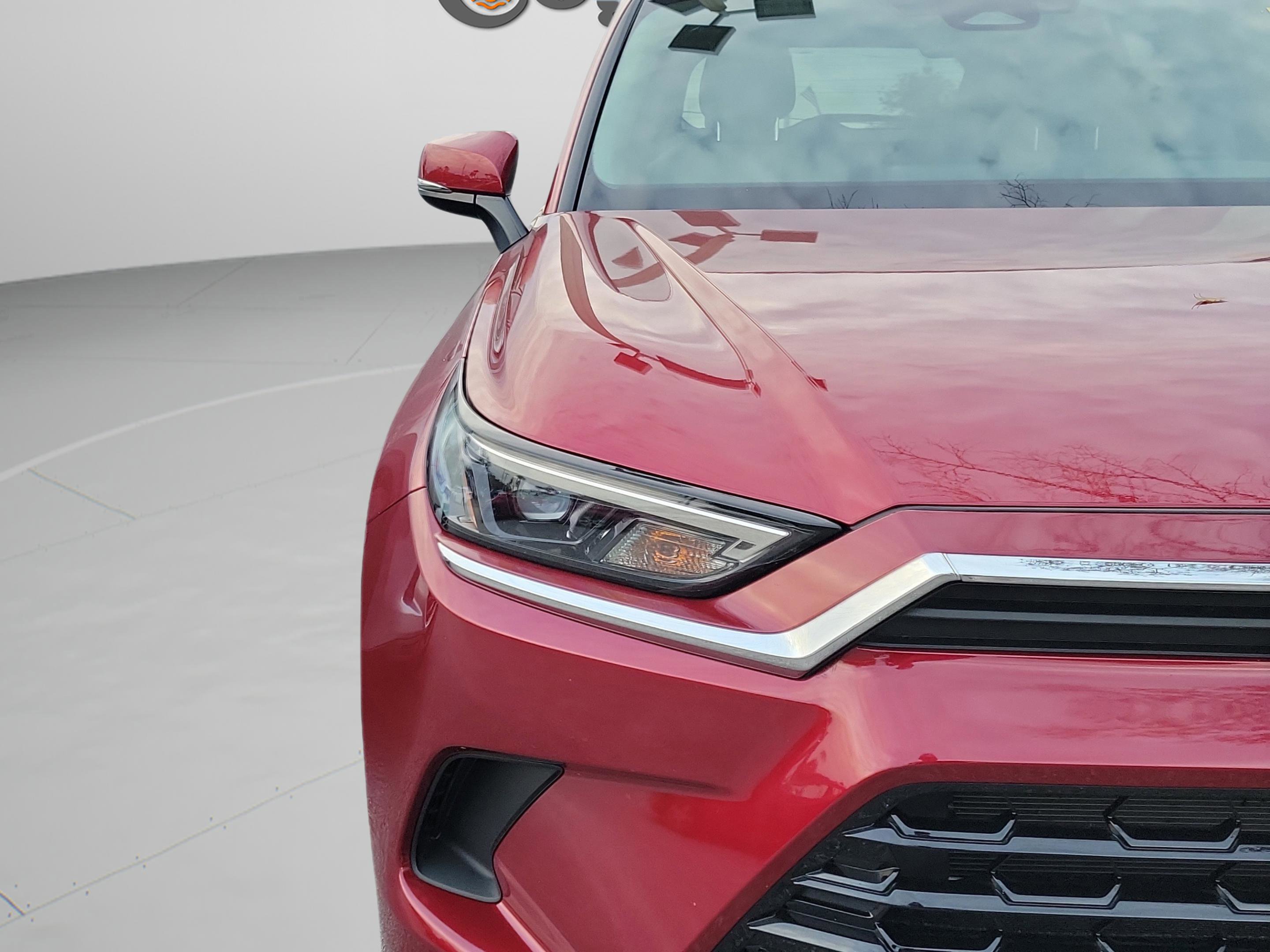 Certified 2025 Toyota Grand Highlander FWD image 11