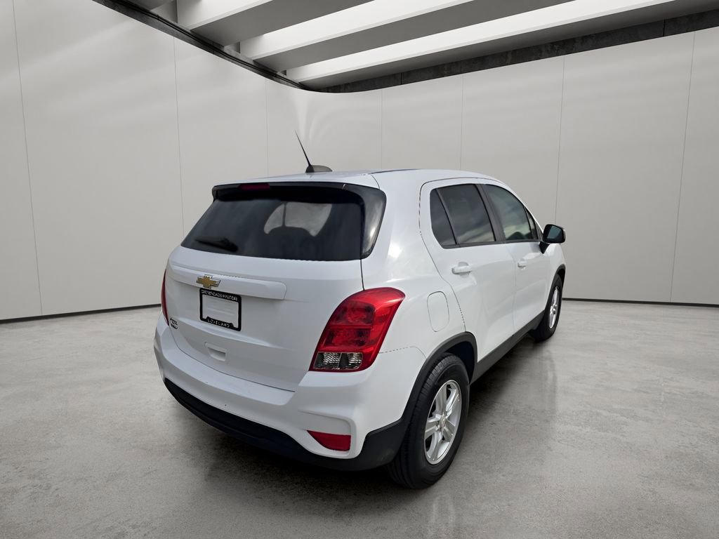 Used 2020 Chevrolet Trax LS w/ Tint and Cruise Package image 5