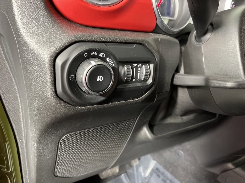 Used 2021 Jeep Wrangler Unlimited Rubicon image 24