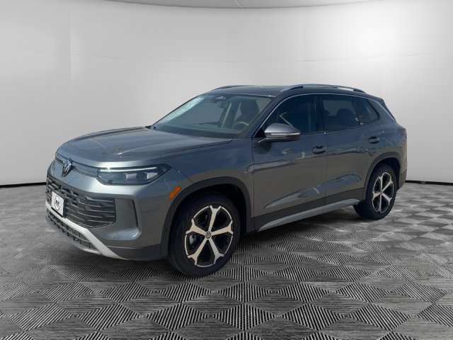 New 2026 Volkswagen Tiguan SE