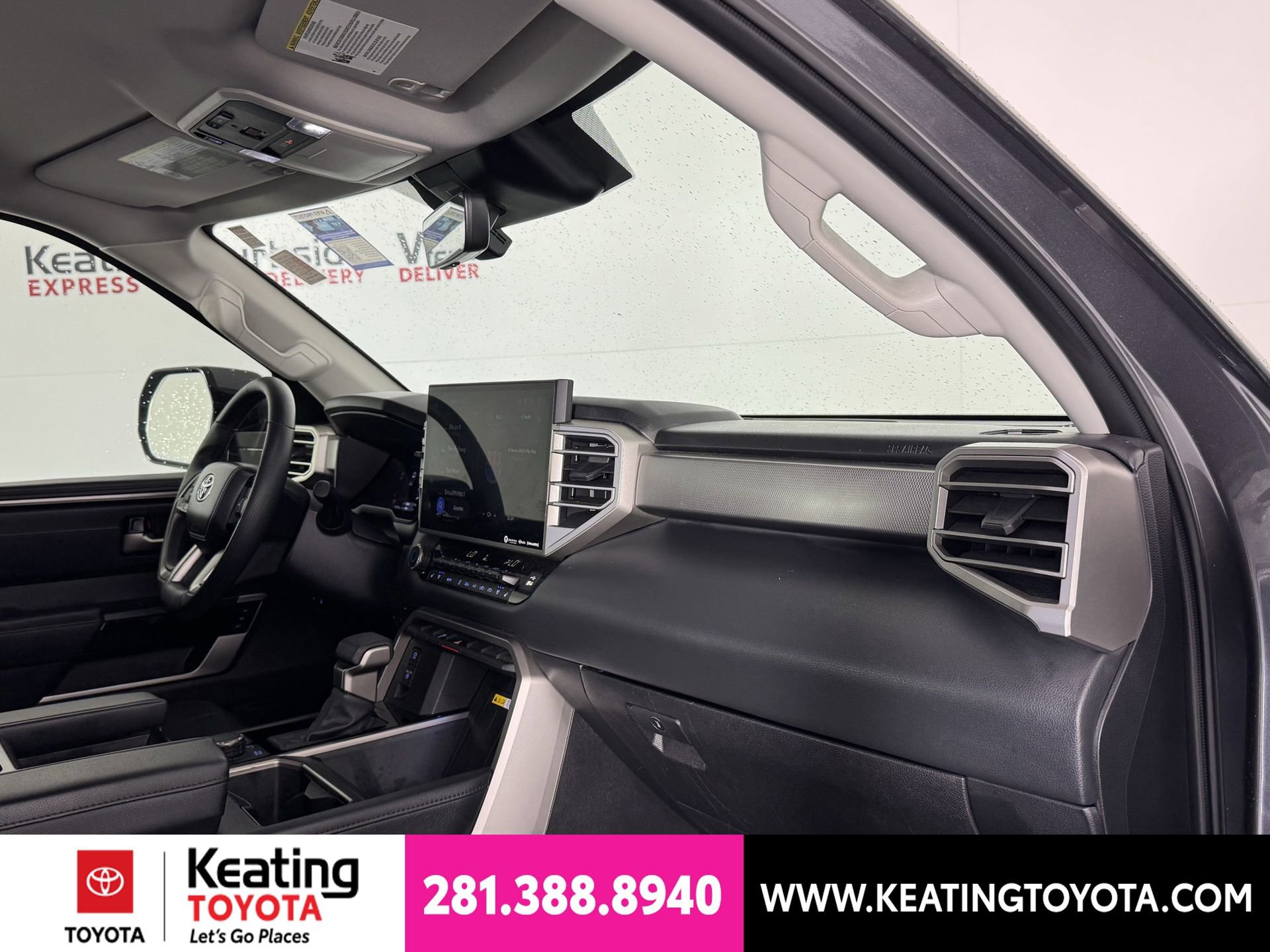Used 2024 Toyota Tundra Limited w/ Power Package AWD/4WD image 23