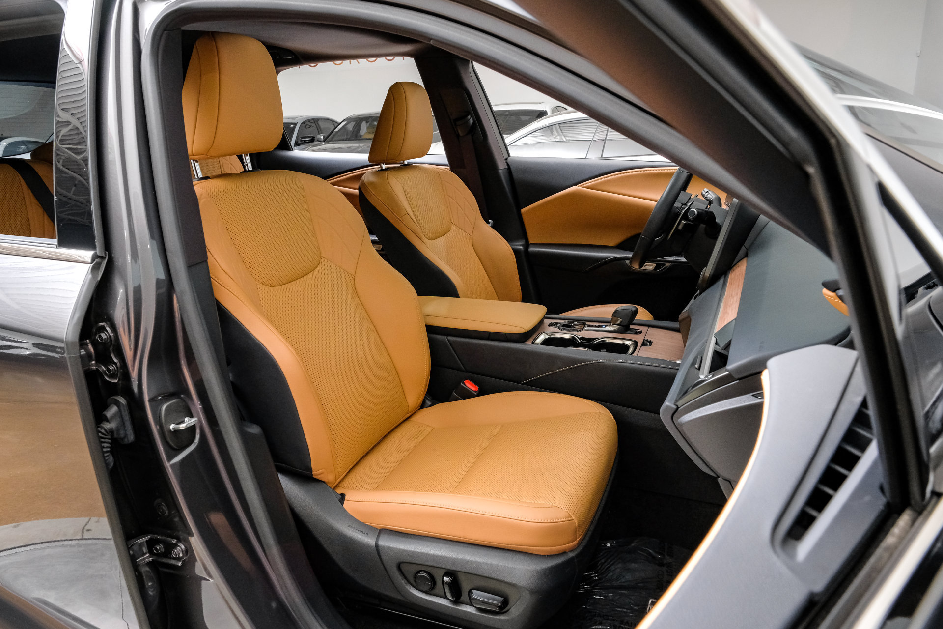 Used 2024 Lexus RX 350 Premium w/ Cold Area Package FWD image 37
