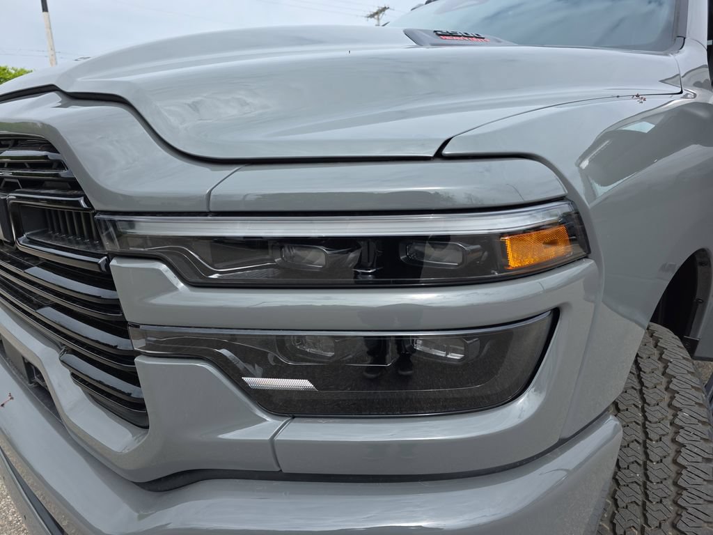 New 2026 RAM 2500 Laramie AWD/4WD image 31
