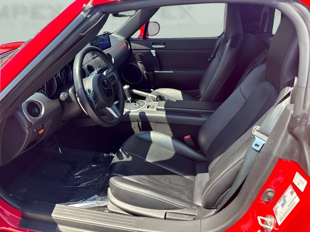 Used 2007 MAZDA MX-5 Miata Grand Touring w/ Premium Pkg RWD image 6