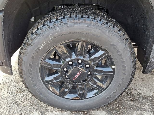 New 2026 GMC Sierra 3500 AT4 w/ AT4 Premium Plus Package image 5