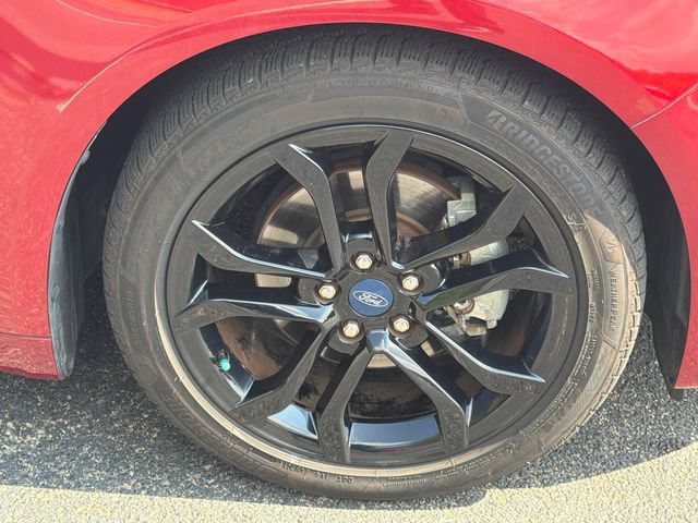Used 2019 Ford Fusion SE w/ Equipment Group 151A FWD image 14