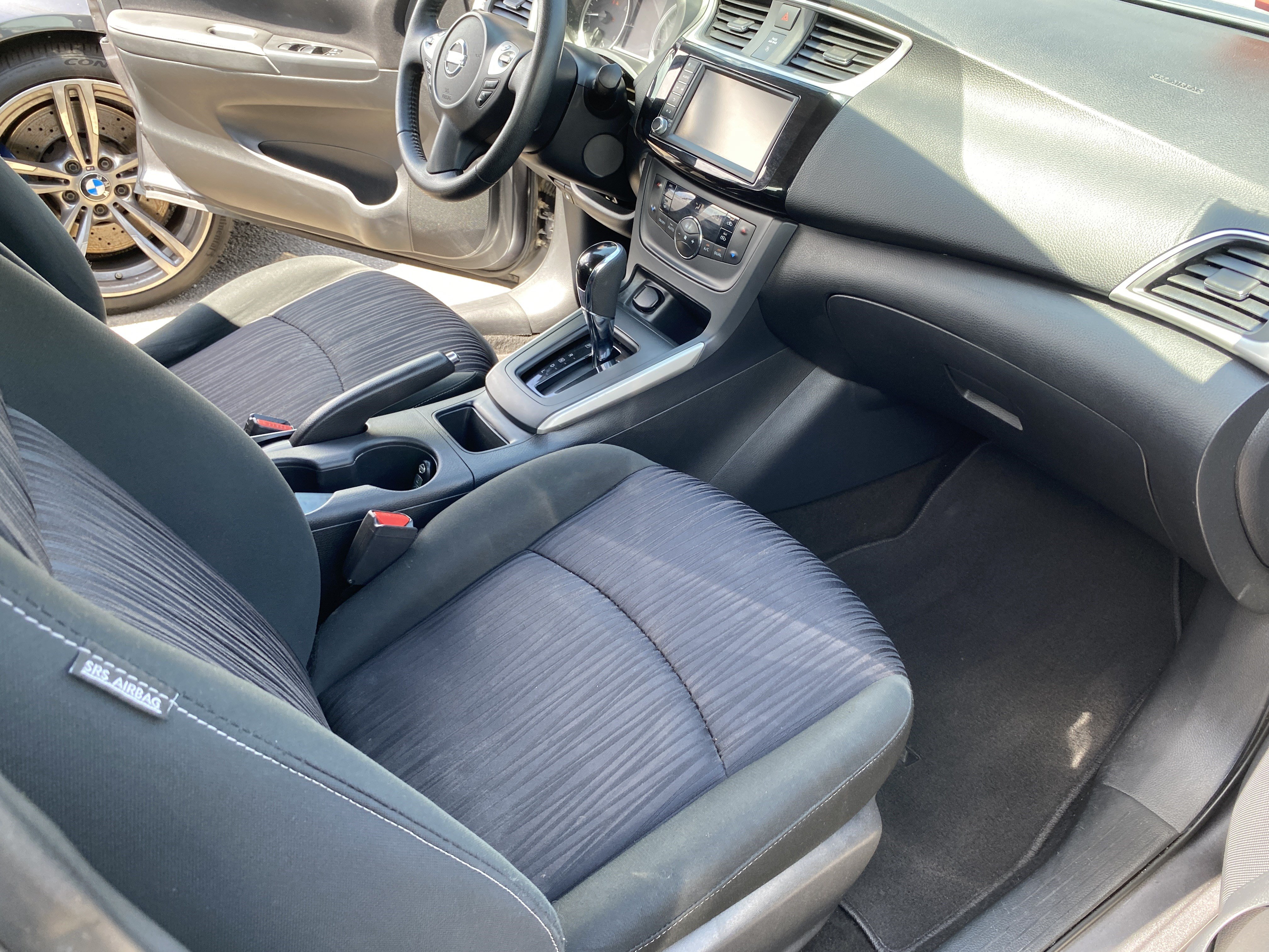 Used 2019 Nissan Sentra SV FWD image 18