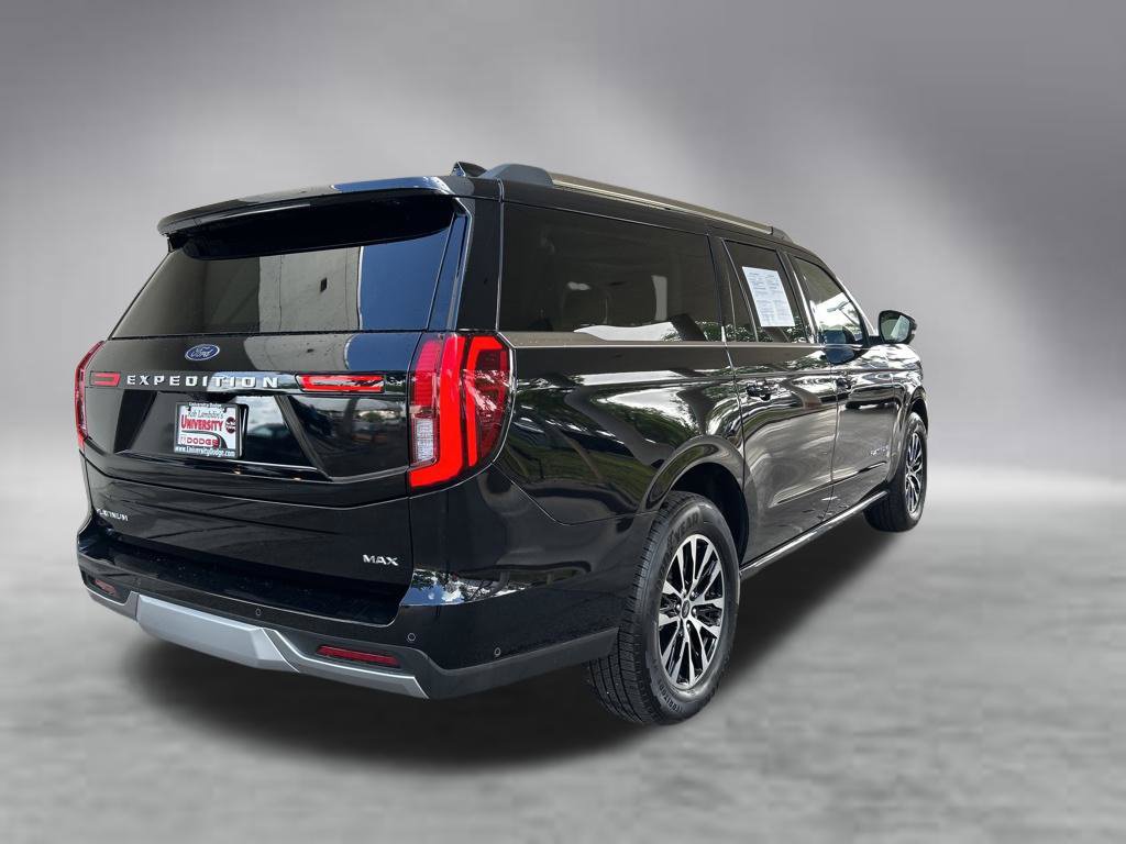 Used 2025 Ford Expedition Max Platinum AWD/4WD image 3