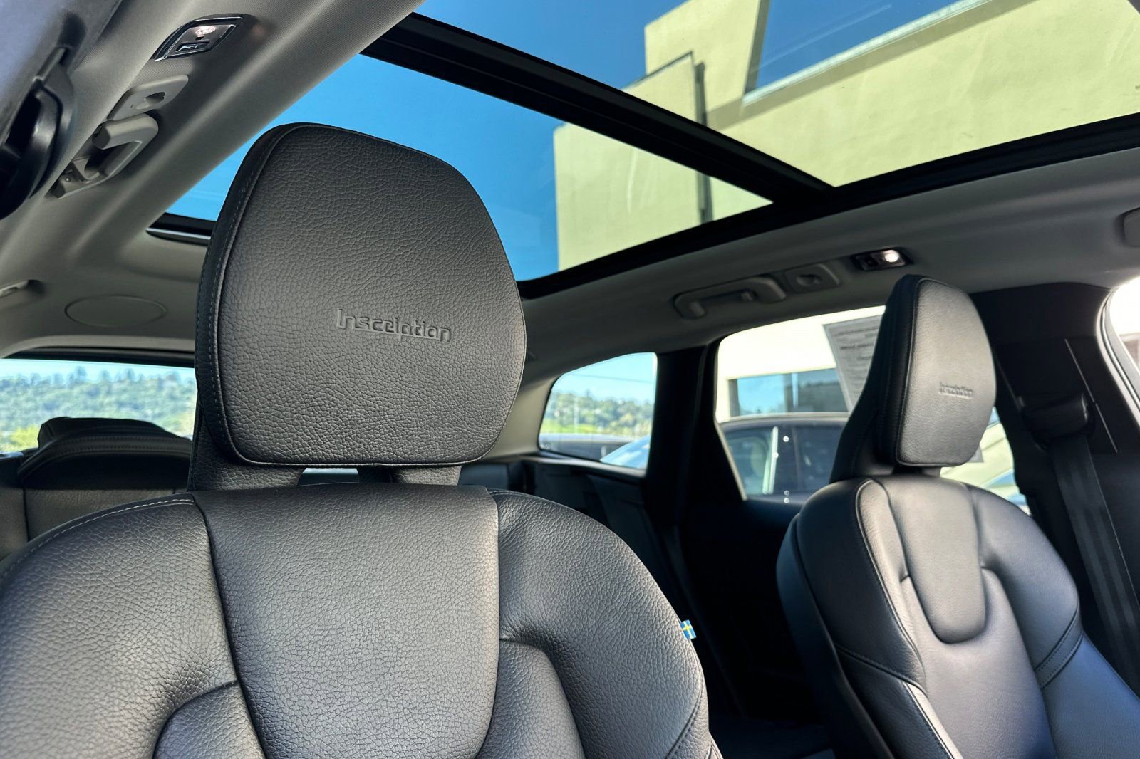 Used 2020 Volvo XC60 T6 Inscription image 19