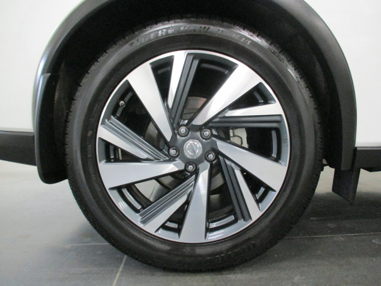 Used 2015 Nissan Murano Platinum w/ Platinum Technology Package image 28