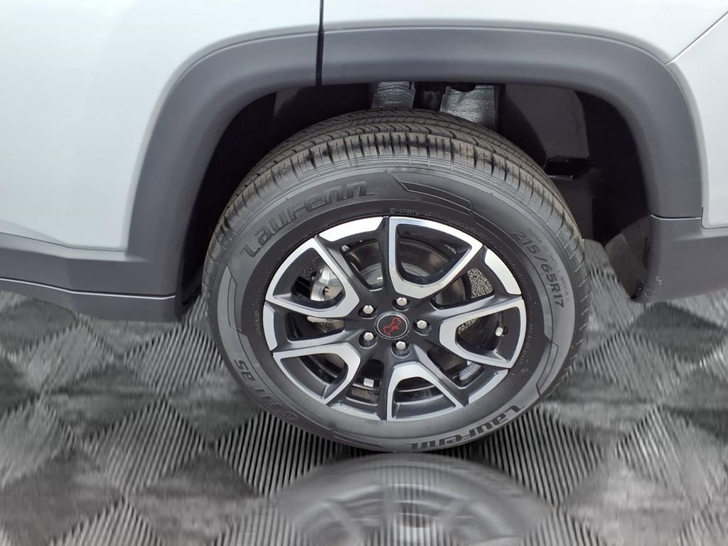 Used 2025 Jeep Compass Trailhawk AWD/4WD image 21