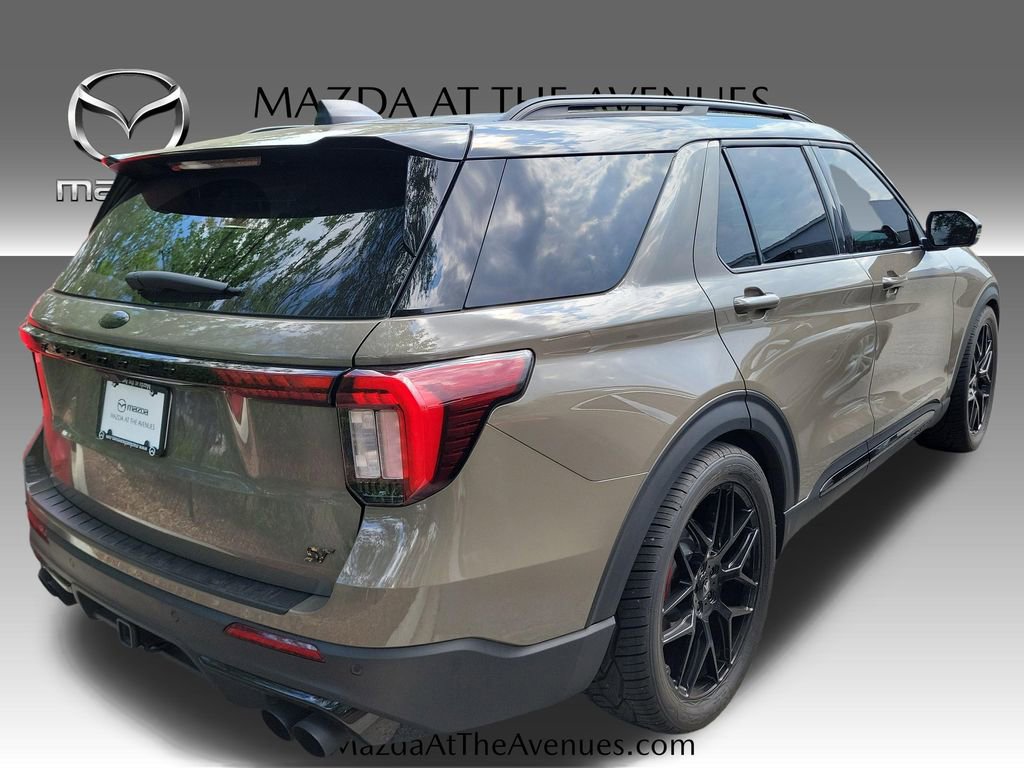 Used 2026 Ford Explorer ST w/ Sun And Sound Package AWD/4WD image 16