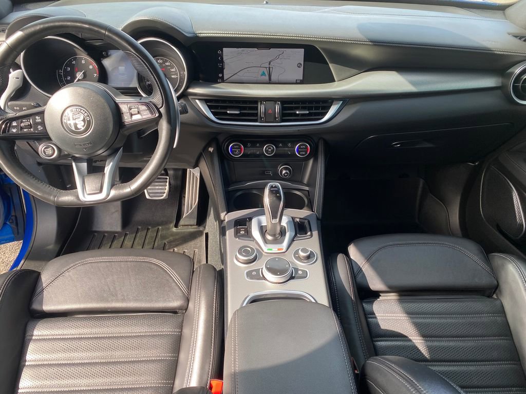 Used 2022 Alfa Romeo Stelvio Veloce image 29