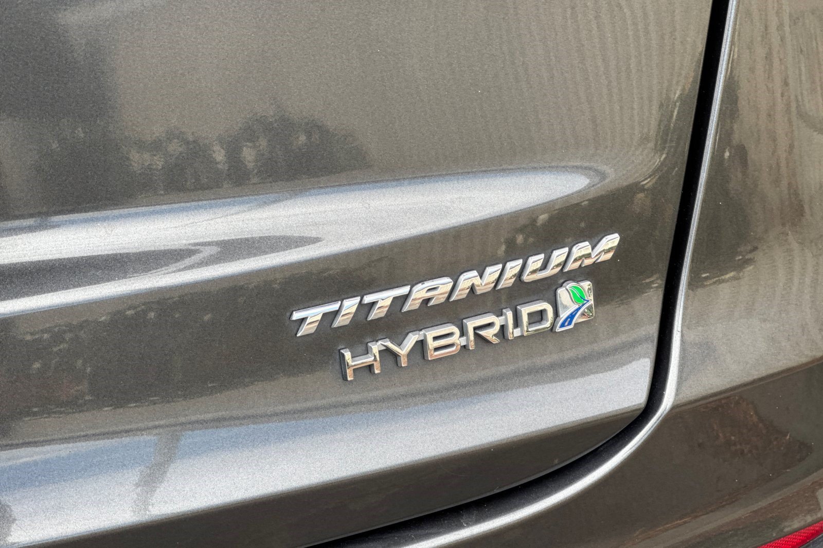 Used 2019 Ford Fusion Titanium FWD image 38