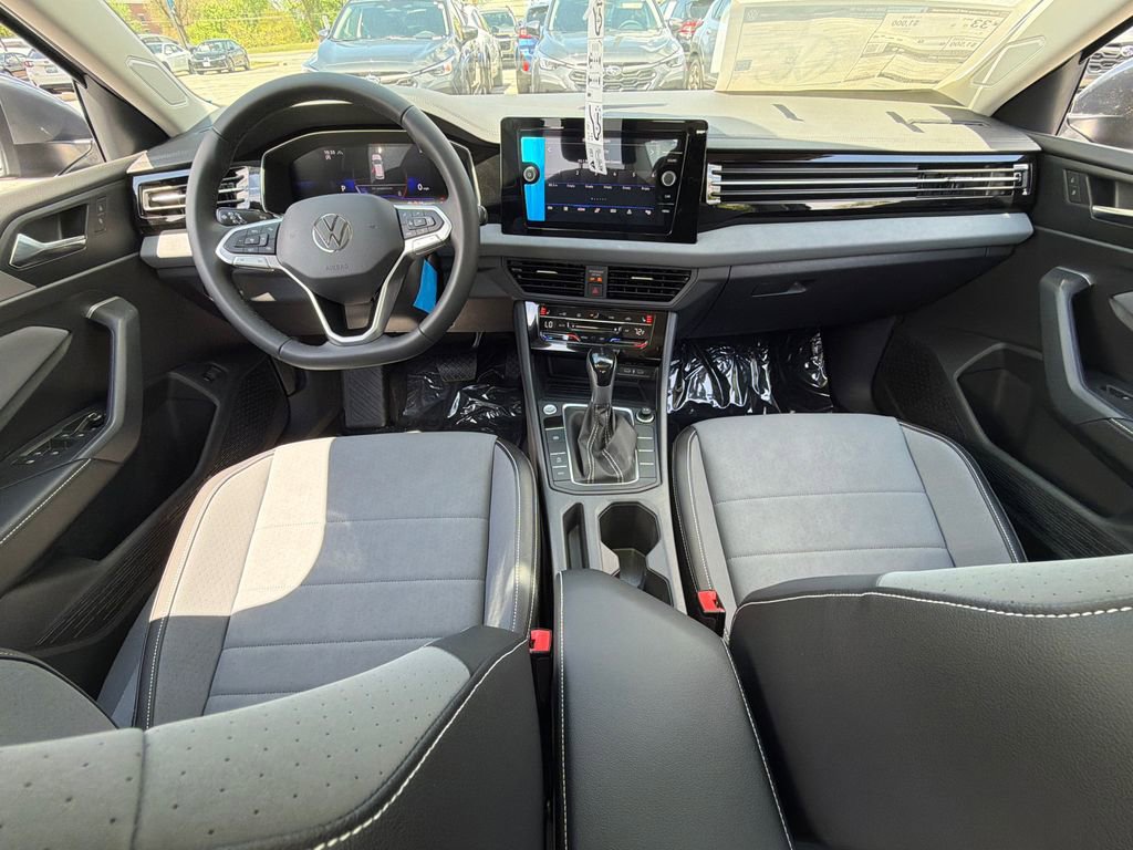 New 2026 Volkswagen Jetta SE image 13