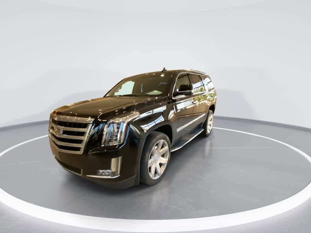 Used 2016 Cadillac Escalade Luxury AWD/4WD image 4